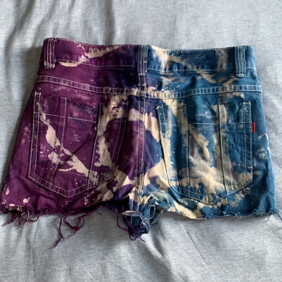 Tie dye shorts - Picture 2 of 2